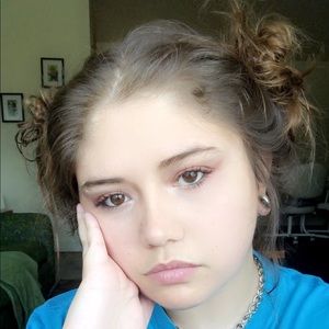 Meet your Posher, Faith